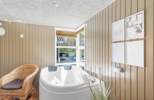 Vibæk Strand House | "Soeren" - 300m from the sea by Interhome