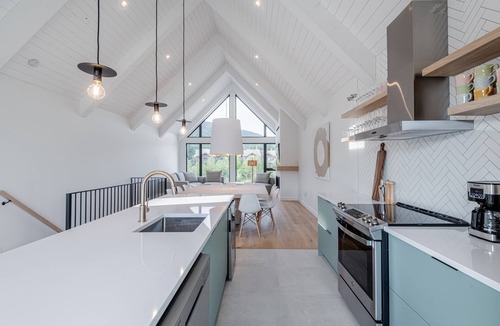 Beaupre Ski Chalet | SOFA VILLAS - Mont Sainte-Anne - Paradise for Outdoors Activities!