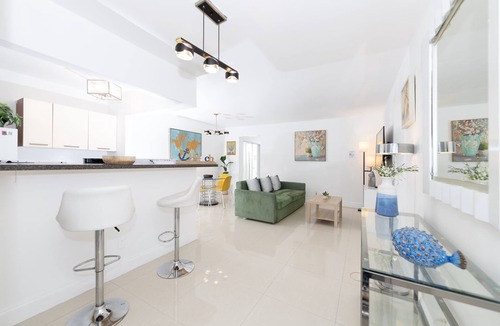 South Pointe Apartment | SOFI BEACH APARTMENT