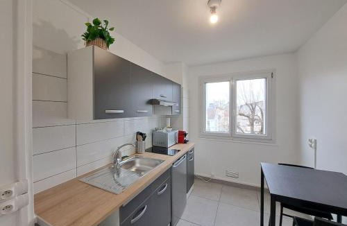 Laon Sud Apartment | Sofia - grand appartement convivial