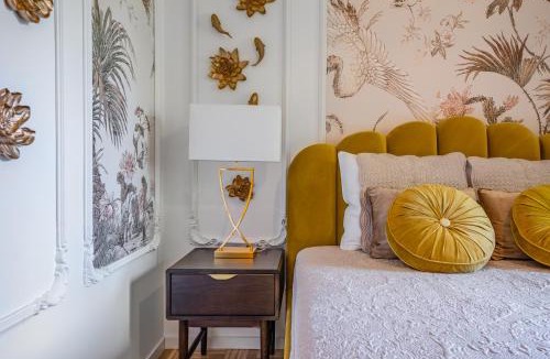 Montreux Apartment | Soft Glam 1-bedroom appt - Lake & Mountain View