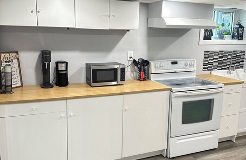 Ajax House | Soft landing spot | Relaxed basement hideout