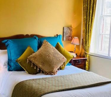 Market Bosworth Bed & Breakfast | Softleys