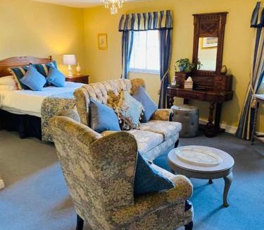 Market Bosworth Bed & Breakfast | Softleys