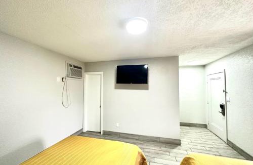 Waldo Hotel | Soho Inn