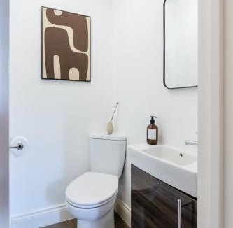 Soho Apartment | Soho Studio, 1 Bed, 2 Beds Apt central location