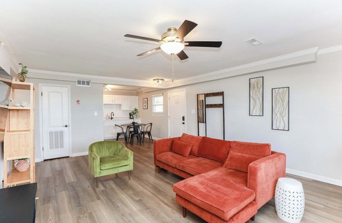 Cottage Line Apartment | Sojourn 2 BR Home with Deck Access & Ocean Views
