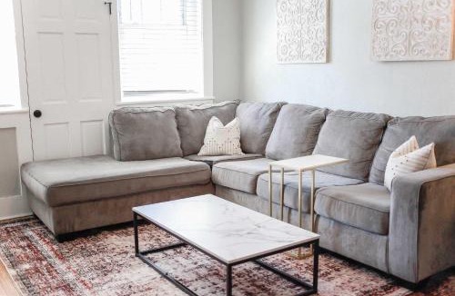 Ghent Apartment | Sojourn at Colley Manor Unit 3 Sleeps 4