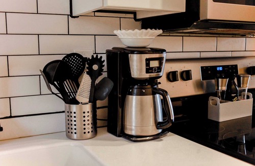 Ghent Apartment | Sojourn at Colley Manor Unit 5