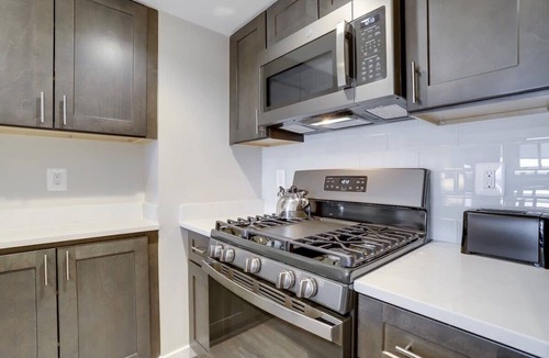 Court House Apartment | Sojourn | Courtland Towers Yoga Studio, Boxing Station, Cardio Station, and MORE