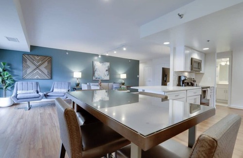 Ballston Apartment | Sojourn | Randolph Towers