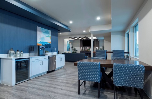 Las Colinas Hotel | Soka Suites Dallas - Las Colinas