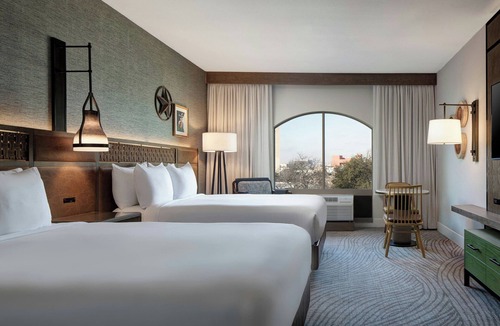 Downtown San Antonio Hotel | Sol Cypress San Antonio; Marriott Tribute Portfolio