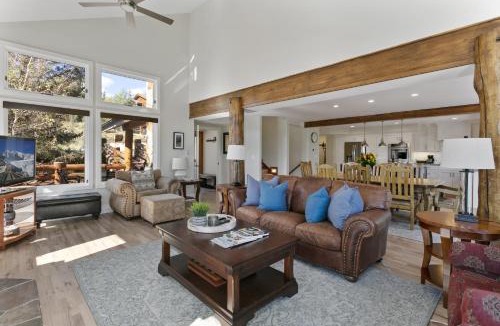 Deer Valley House | Solamere Drive Home at Deer Valley Resort - 6 Bedroom Home with Hot Tub #3220