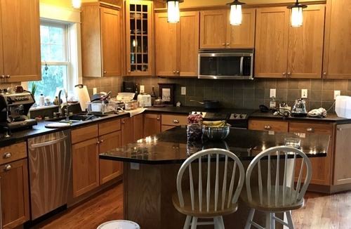 Cazenovia House | Solar-eV Country Home - Quaint Cazenovia!