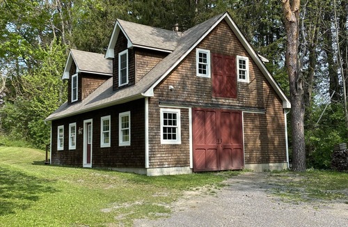 Cazenovia House | Solar-eV Country Home - Quaint Cazenovia!