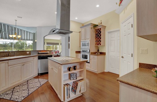 Sun 'N Lake Villa | Solar Heated Private Pool & Lanai On Golf Course!