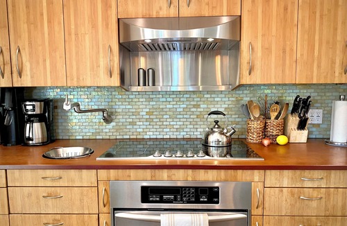 Stinson Beach House | Solar-Powered Dream Vacation Property