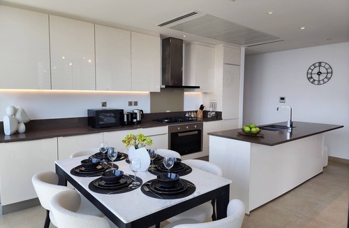 Dubai Apartment | SOLARTE LUXE Penthouse - Marina Gate - 53rd Floor - Top Pools & High Marina View