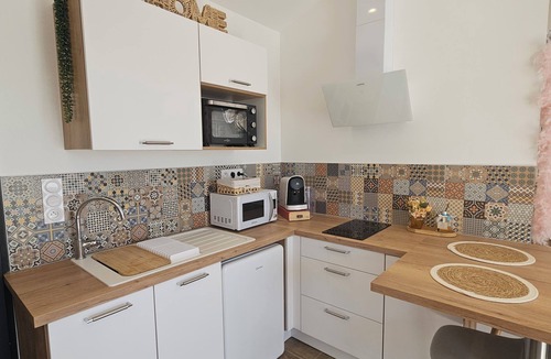 Villemoustaussou House | SOLEIL–4 Luxury Cottage Douce Harmonie & Spa Massages just 5min from Carcassonne