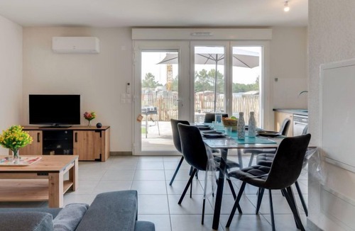 Mimizan-Plage Apartment | Soleil Couchant B03 by Interhome