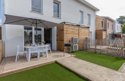 Mimizan-Plage Apartment | Soleil Couchant B03 by Interhome