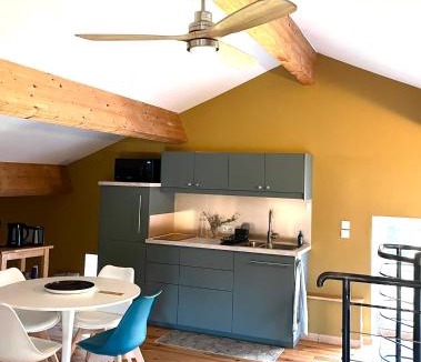 Ucel Apartment | Soleil et Ressourcement