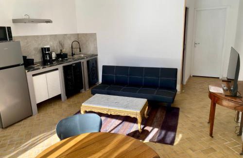 Solesmes Apartment | Solesmes, 3 personnes, terrasse, plain-pied