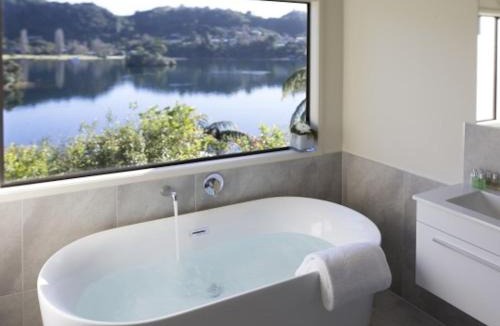 Lake Tarawera Cabin | Solitaire Lodge