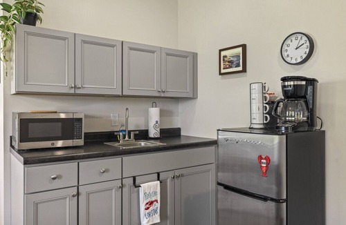 Boothbay Condo | Solitude @ The Offshore House