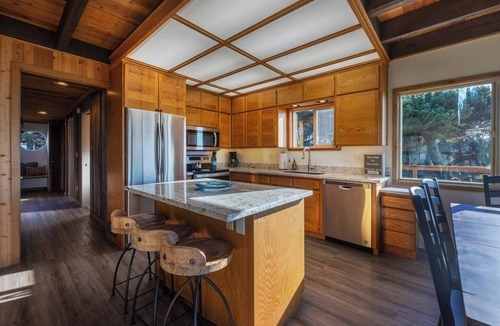 Seal Rock House | Solitude
