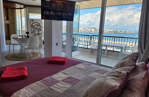 L'Escala House | Solo Atico Guest Suites