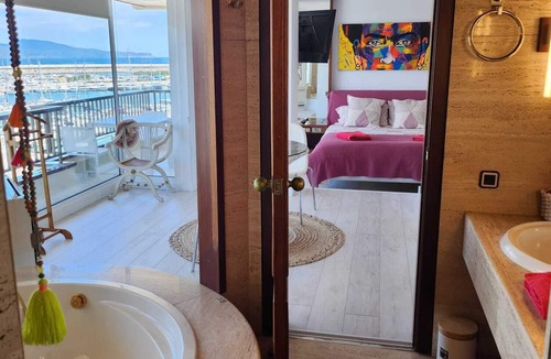 L'Escala House | Solo Atico Guest Suites