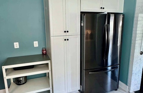 Solomons House | Solomons Spacious 6-BD Family Home with Hot Tub