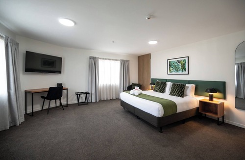 Hillsborough Hotel | Solsen Motel