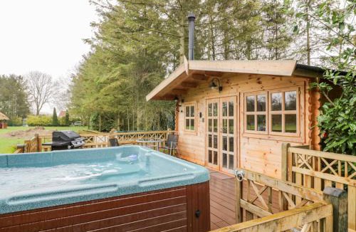 Diss House | Someplace Else