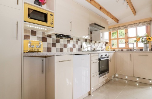 Diss Cottage | SOMEPLACE ELSE, romantic, with a garden in Diss