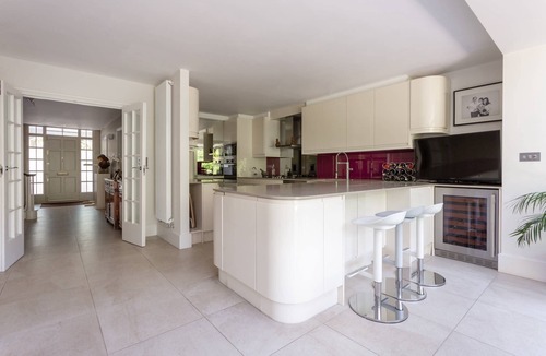 Holland Park Apartment | Somerset Square by onefinestay