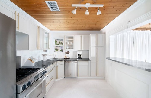 Northeast Dallas House | Somerville Cottage