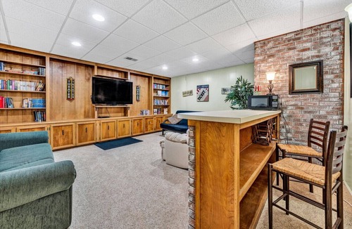 North Shore House | Something Special - Firepit/Game/Movie Room/Dock