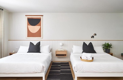 Calabogie Hotel | Somewhere Inn Calabogie Boutique Hotel