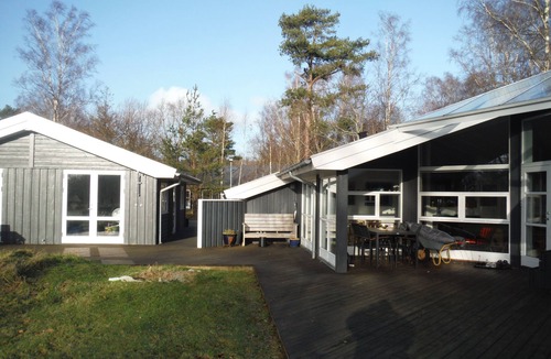 Grena Strand House | Sommerhus Grenaa Strand Beliggenhed Super Strand og Hede Placering Naturgrund