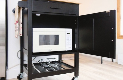 Orford Apartment | Sommet & Jardin, Wood Fireplace