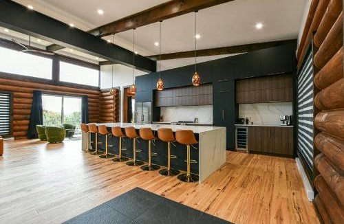 Saint-Faustin-Lac-Carre Ski Chalet | Sommet White Golf Hot tub Ski 10min