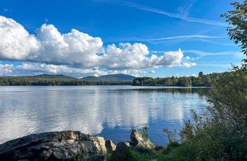 Mount Holly House | SoMoguly