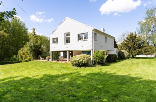 Ennetieres-en-Weppes Villa | Somptueuse Villa Avec Piscine Intérieur, Sauna et Grand Jardin - Proche de Lille
