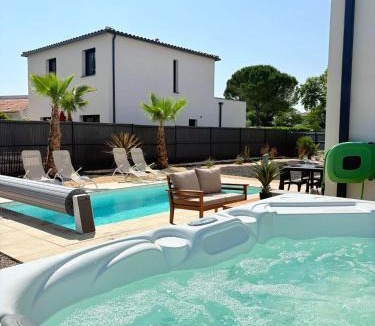 Teyran Villa | Somptueuse villa luxueuse piscine jacuzzi