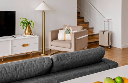 West Avenue Apartment | Sonder 17WEST | Split-Level Three-Bedroom Apartment w/Balcony