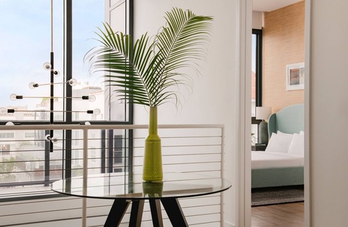 West Avenue Apartment | Sonder 17WEST | Split-Level Three-Bedroom Apartment w/Balcony