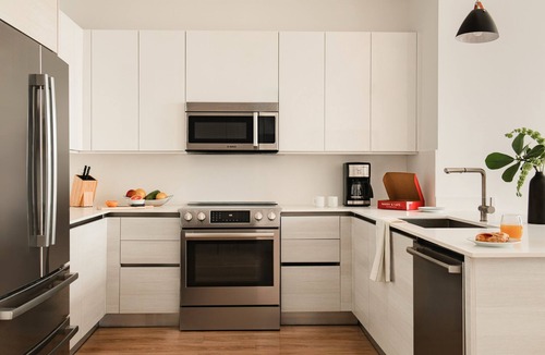 West Avenue Apartment | Sonder 17WEST | Stellar Three-Bedroom Apartment w/Balcony